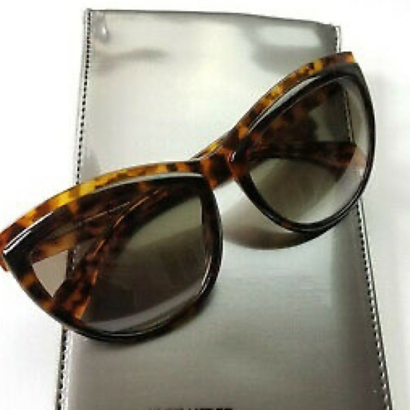 Alexander McQueen Sunglasses - Picture 3 of 12
